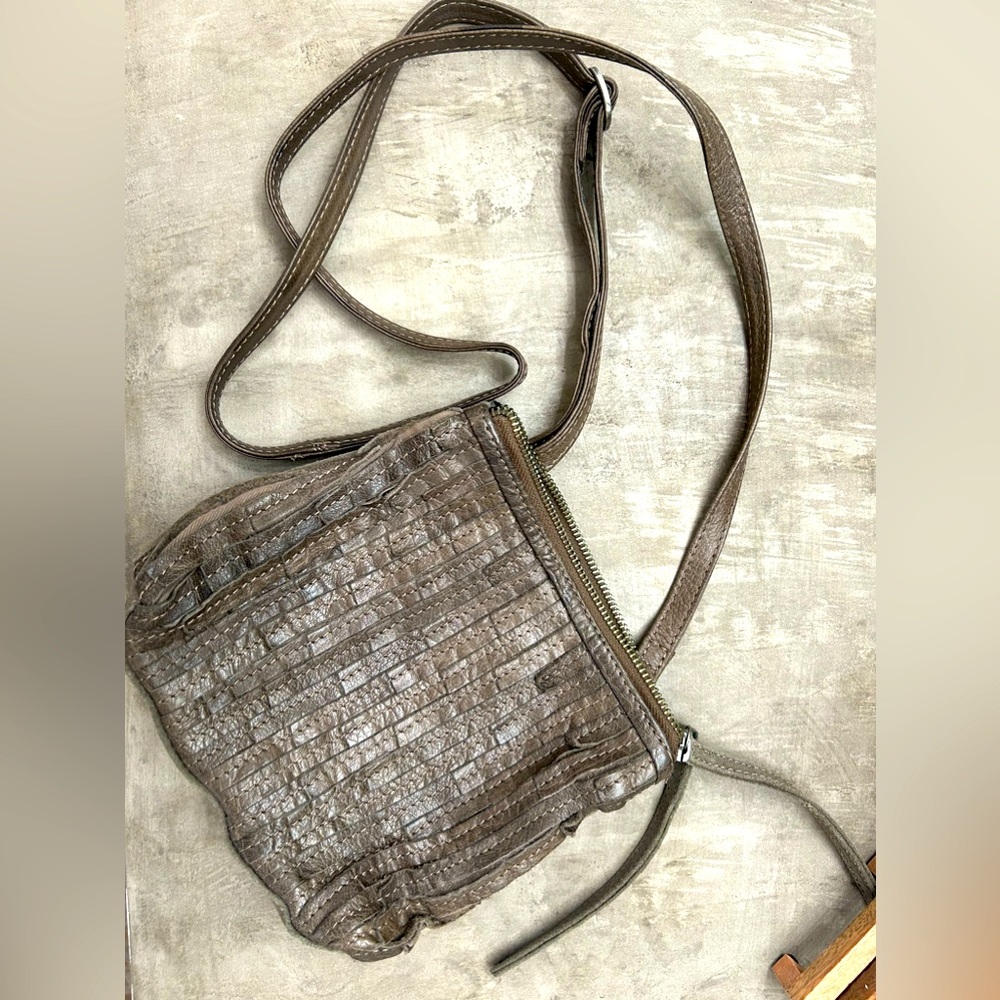 Day & Mood anthropology crossbody